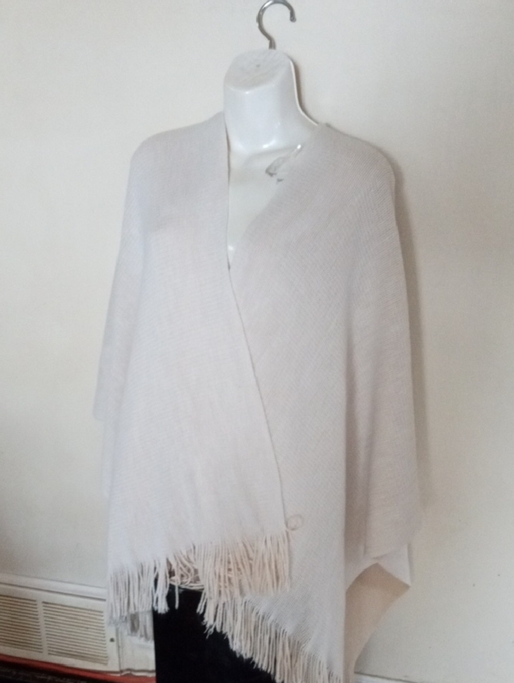 $6dollars▶pretty ▶Beige Fringe Knit Wrap Sweater - Picture 5 of 5